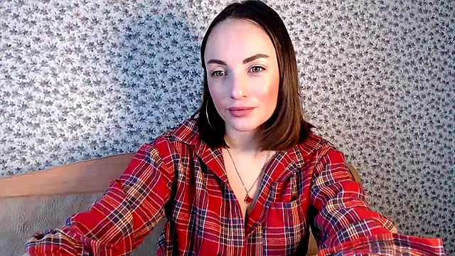 Tinadream20 online show from April 25, 2026, 7:11 am