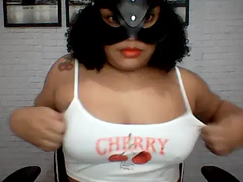 Casada Exibida RJ online show from January 28, 2025, 9:29 pm