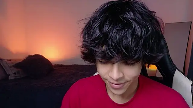 Alan26  online show from April 18, 2026, 7:18 pm