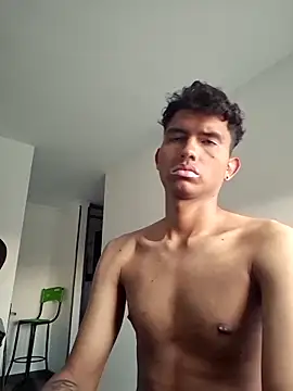 xrobXstax online show from March 5, 2026, 10:28 pm