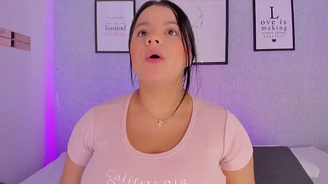 Natasha harper online show from December 15, 2025, 11:47 am