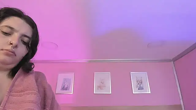 Sachi Meow online show from March 22, 2025, 8:29 am