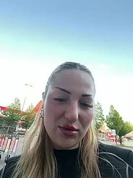 Snapshot of shymasha chatting on June 5, 2026, 7:19 pm shymasha online show from June 5, 2026, 7:19 pm