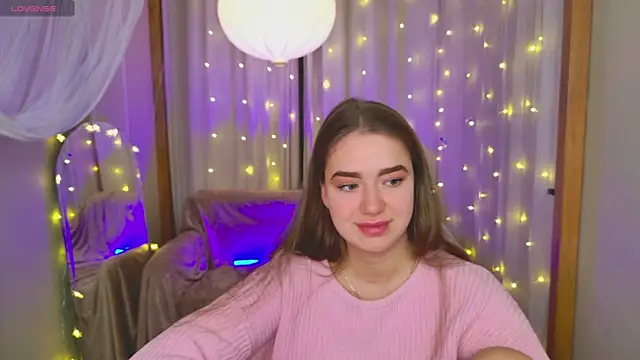 Snapshot of LovelyJessie chatting on January 4, 2025, 2:25 pm LovelyJessie online show from January 4, 2025, 2:25 pm