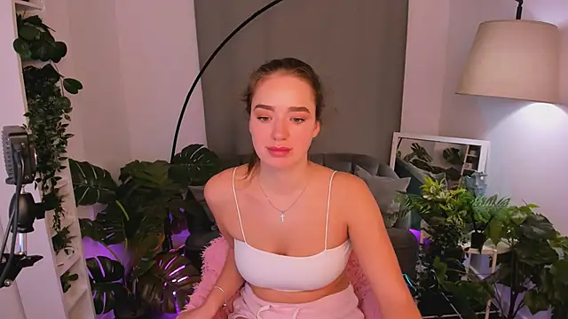 Snapshot of LovelyJessie chatting on January 19, 2025, 4:36 pm LovelyJessie online show from January 19, 2025, 4:36 pm