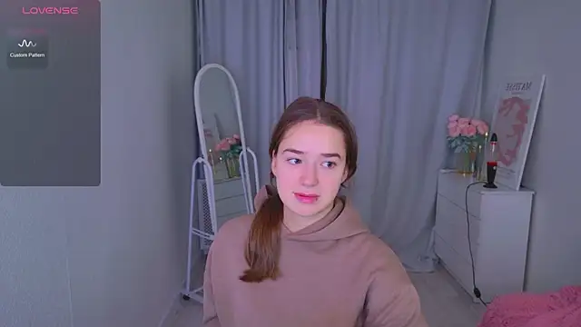 Snapshot of LovelyJessie chatting on January 13, 2026, 1:38 pm LovelyJessie online show from January 13, 2026, 1:38 pm