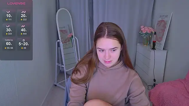 Snapshot of LovelyJessie chatting on January 14, 2026, 1:39 pm LovelyJessie online show from January 14, 2026, 1:39 pm