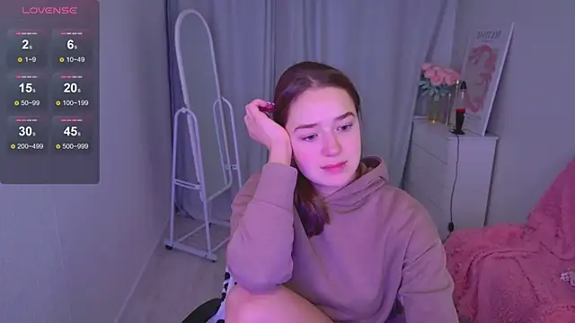 Snapshot of LovelyJessie chatting on January 16, 2026, 1:48 pm LovelyJessie online show from January 16, 2026, 1:48 pm