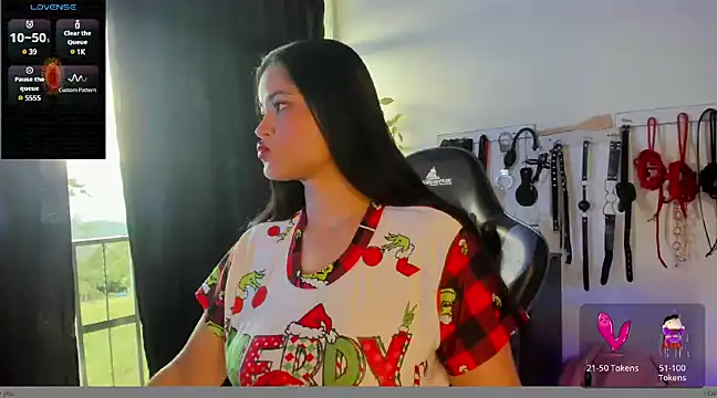 scarlet-kennedy98 online show from January 18, 2025, 9:55 pm