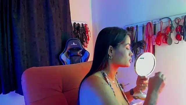 scarlet-kennedy98 online show from October 1, 2025, 9:21 pm