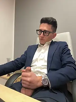 masterboss  online show from February 13, 2025, 12:43 pm