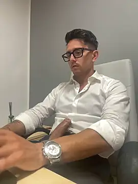 masterboss  online show from September 19, 2025, 11:33 am