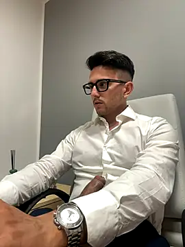 masterboss  online show from October 1, 2025, 11:38 am