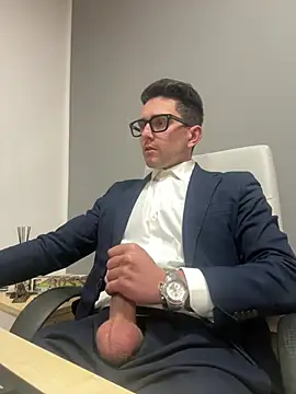 masterboss  online show from January 12, 2026, 12:43 pm