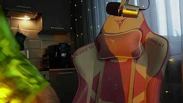 BOOLOCHKAA online show from December 23, 2024, 8:33 am