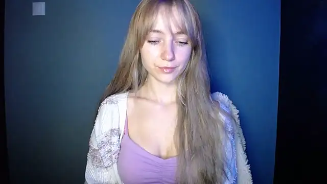 LuciaYoung online show from October 15, 2025, 6:30 pm