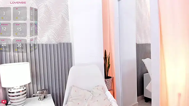 Sally Azmani  online show from November 5, 2025, 12:38 pm