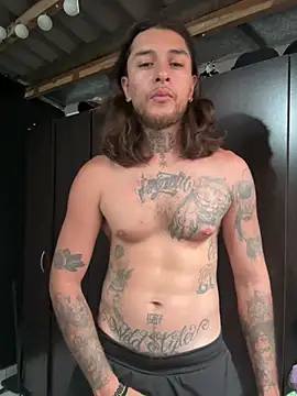 raymon616 online show from April 17, 2026, 11:46 am