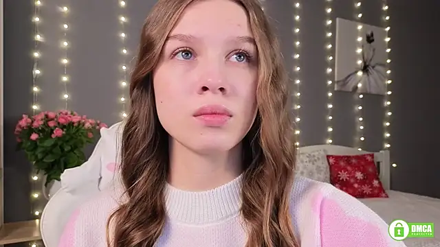 Snapshot of CutieBeauty chatting on January 4, 2025, 10:05 am CutieBeauty online show from January 4, 2025, 10:05 am