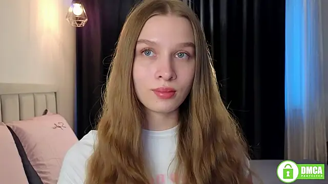 Snapshot of CutieBeauty chatting on December 3, 2025, 1:09 pm CutieBeauty online show from December 3, 2025, 1:09 pm