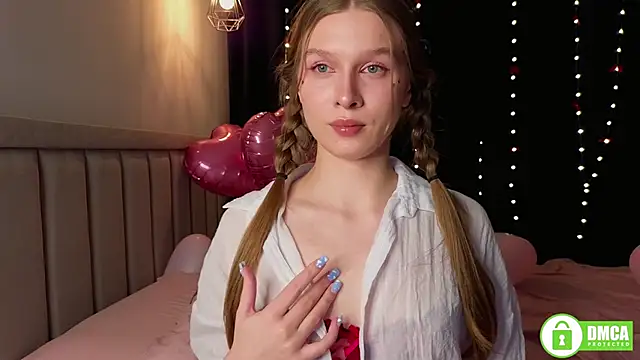 Snapshot of CutieBeauty chatting on February 14, 2026, 6:04 pm CutieBeauty online show from February 14, 2026, 6:04 pm