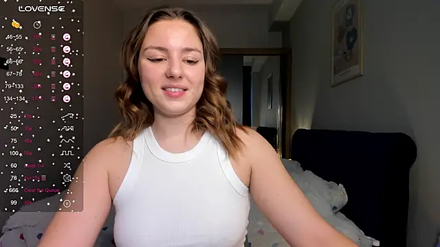 ThreeshaWhite online show from February 26, 2025, 6:15 am