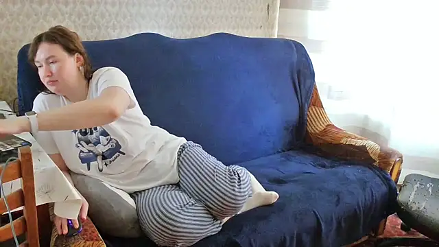 franceska blue online show from March 29, 2026, 9:20 am