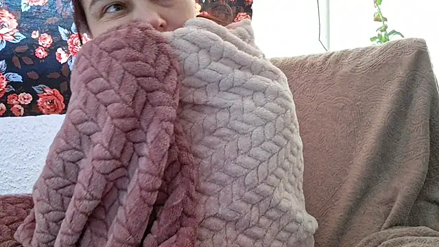 Cyndee Winter online show from March 21, 2025, 4:29 pm