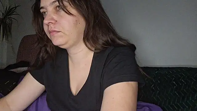 Cyndee Winter online show from November 12, 2025, 9:25 pm