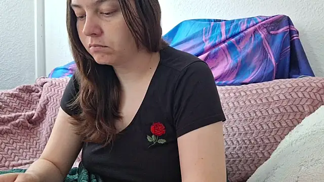 Snapshot of Cyndee_Winter chatting on June 18, 2026, 1:37 pm Cyndee Winter online show from June 18, 2026, 1:37 pm