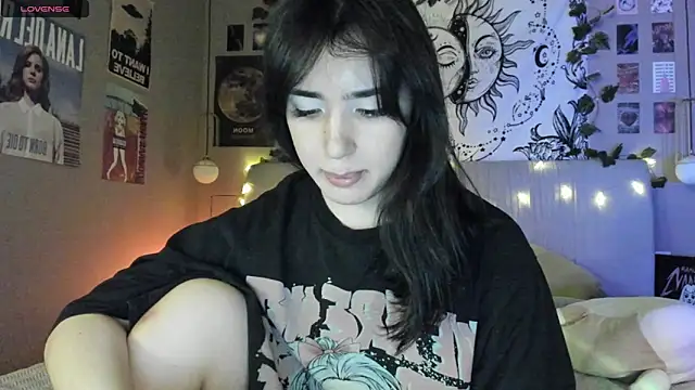 Anisawithlove online show from January 21, 2025, 6:02 pm