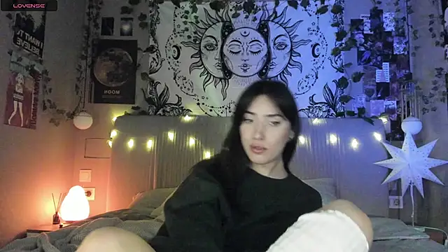 Anisawithlove online show from February 22, 2025, 6:30 pm