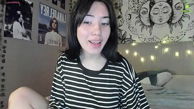 Anisawithlove online show from March 19, 2025, 10:09 pm