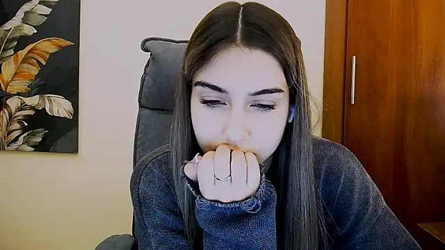 Lili magic online show from March 1, 2025, 1:07 pm