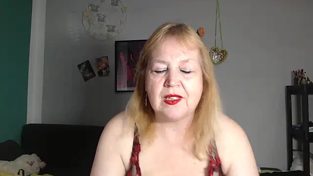 Blasflittchen online show from April 18, 2026, 2:10 pm