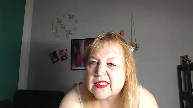 Blasflittchen online show from April 21, 2026, 9:59 am