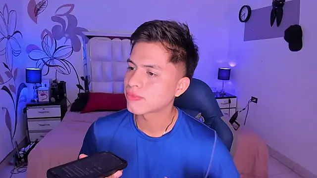 Niicky1  online show from January 28, 2025, 8:36 pm