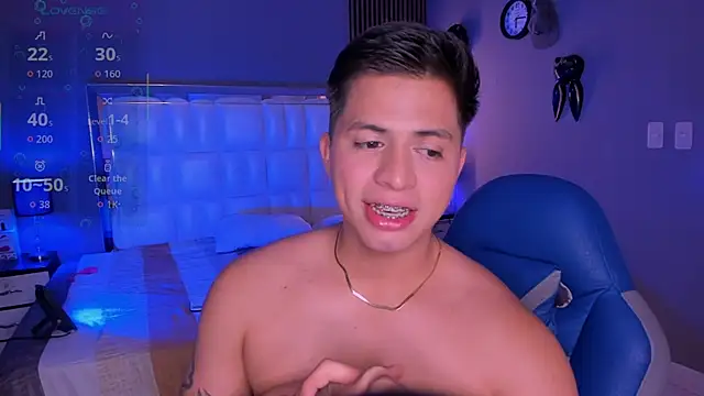 Niicky1  online show from October 4, 2025, 10:19 pm