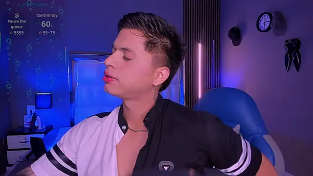 Niicky1  online show from October 5, 2025, 9:45 pm