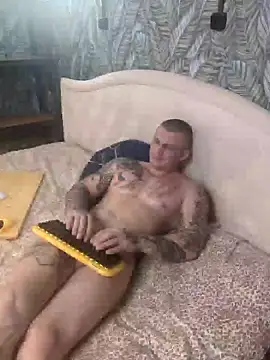 MrrKray online show from February 6, 2025, 11:26 pm