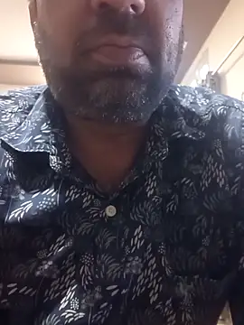 lund lol online show from March 5, 2025, 11:38 am