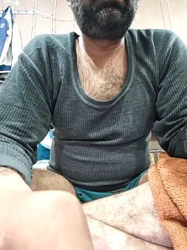 lund lol online show from February 4, 2026, 7:58 am