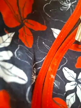 Elza kom online show from September 17, 2025, 5:20 am