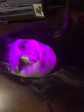 Fo0xybby online show from May 18, 2026, 4:07 am
