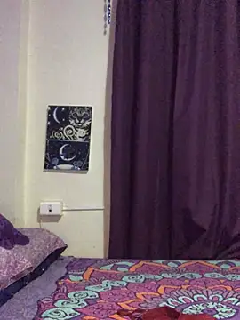 Fo0xybby online show from June 19, 2026, 2:49 am