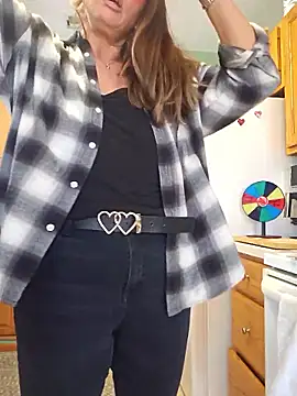 Erotic and Exotic online show from February 11, 2026, 8:25 pm