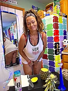 Snapshot of Erotic_and_Exotic chatting on June 16, 2026, 8:17 am Erotic and Exotic online show from June 16, 2026, 8:17 am