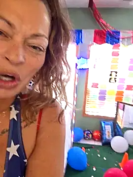 Snapshot of Erotic_and_Exotic chatting on June 16, 2026, 9:50 pm Erotic and Exotic online show from June 16, 2026, 9:50 pm
