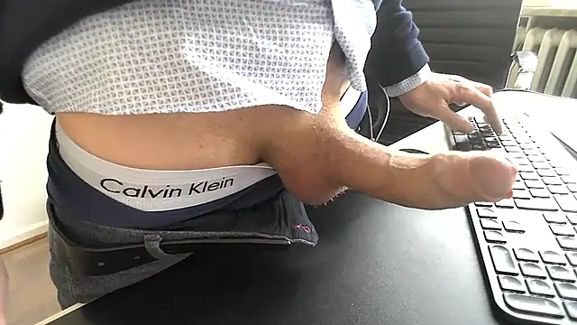 sperma tributes online show from March 4, 2026, 9:48 am