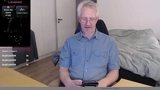 tom-swede online show from March 17, 2026, 9:40 pm